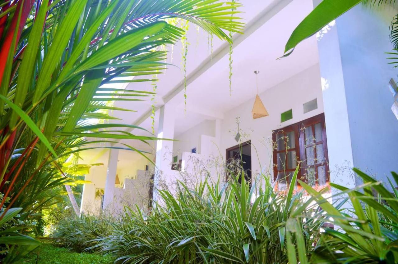 South Heaven Villa Hikkaduwa Exterior photo